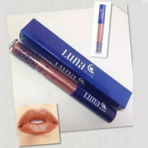 NEW Luna by Luna Mineral Lipgloss in Titania - Picture 1 of 6
